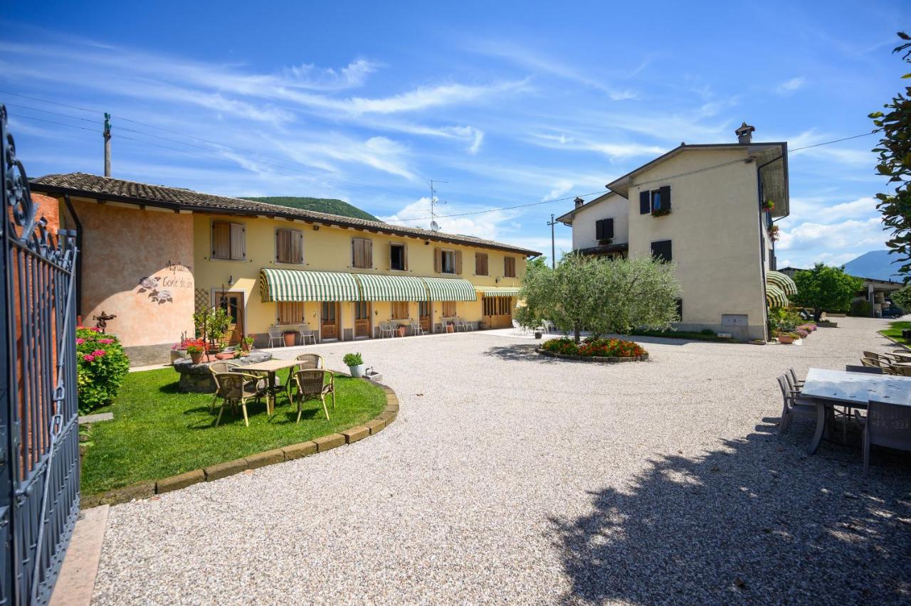 Agriturismo Corte Dei Fiori Caprino Veronese Exteriér fotografie