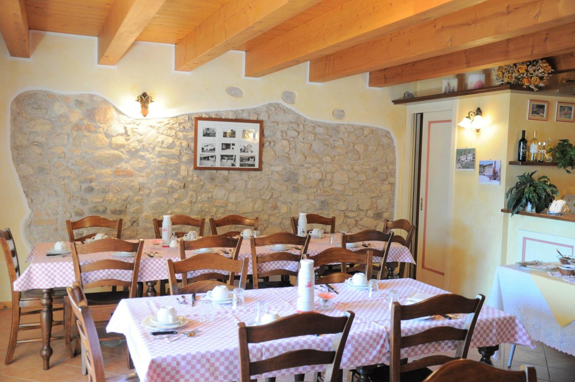 Agriturismo Corte Dei Fiori Caprino Veronese Exteriér fotografie