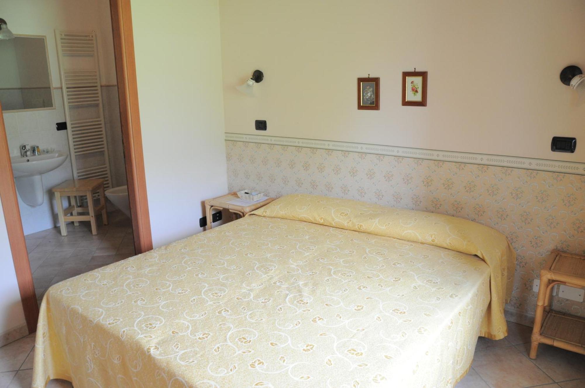 Agriturismo Corte Dei Fiori Caprino Veronese Exteriér fotografie