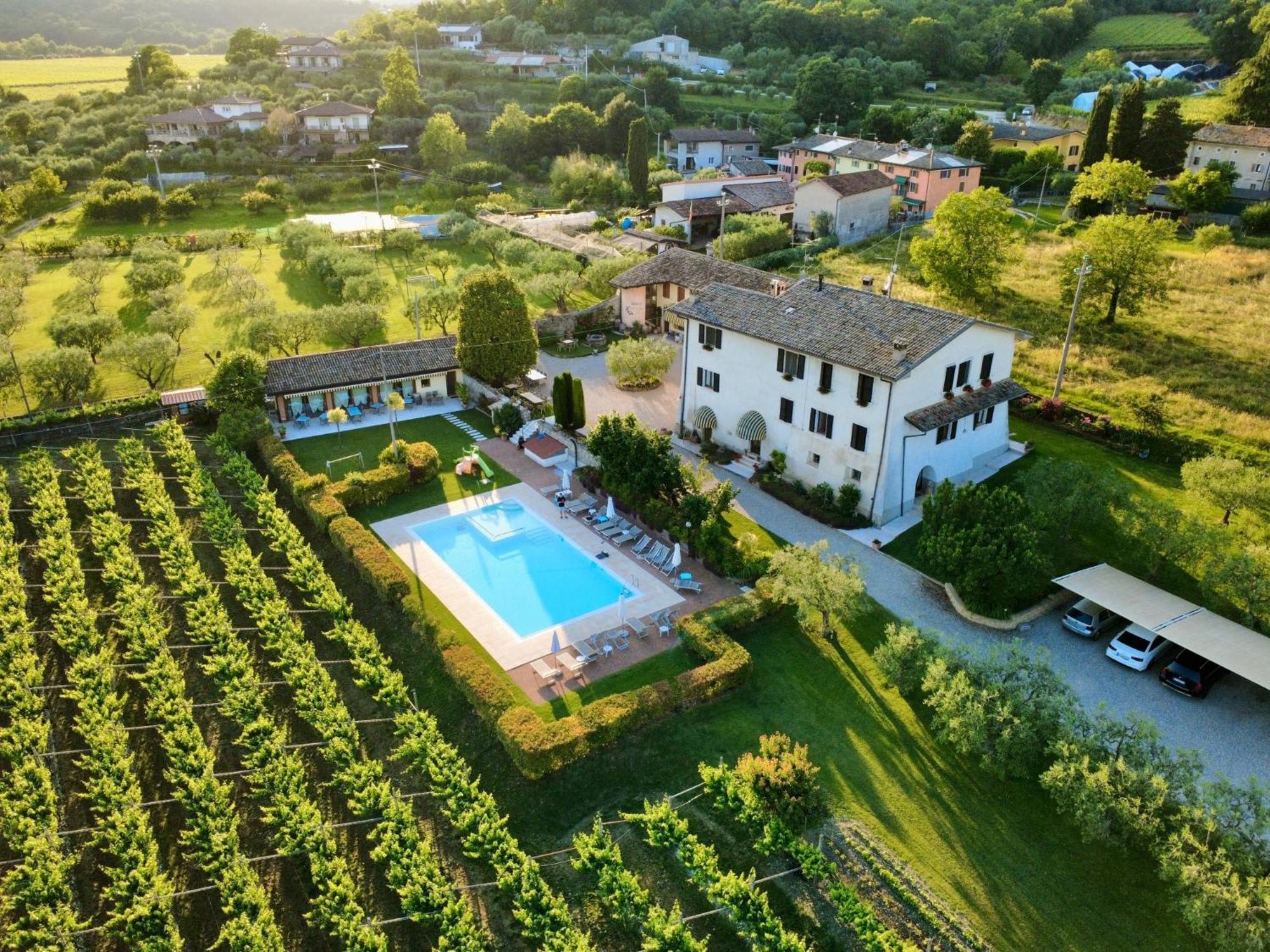 Agriturismo Corte Dei Fiori Caprino Veronese Exteriér fotografie