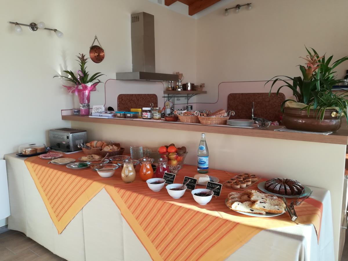 Agriturismo Corte Dei Fiori Caprino Veronese Exteriér fotografie
